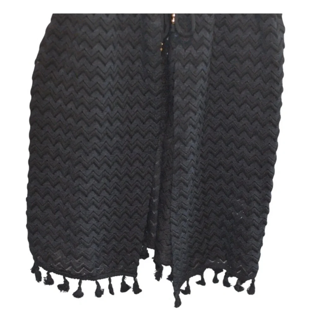 NWT Miken Black Swim Coverup with Chevron Design - Picture 7 of 7